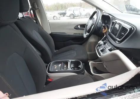 2020 Chrysler Pacifica Touring z USA, uszkodzony, nr VIN 2C4RC1FG9LR232969